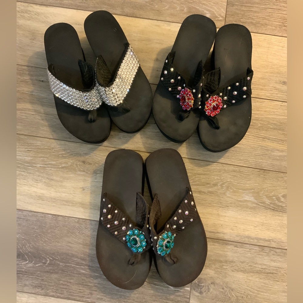 Embellished Black and Brown Sandals. Size 8